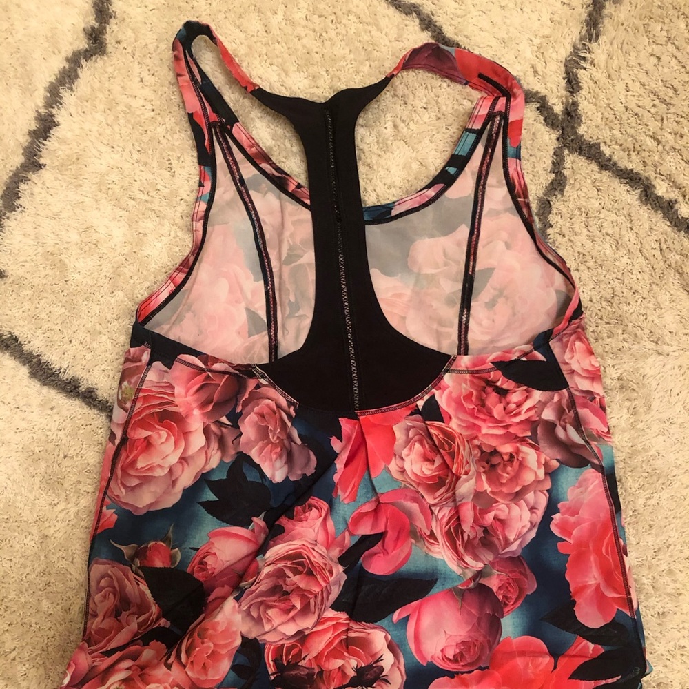 Lululemon floral tank